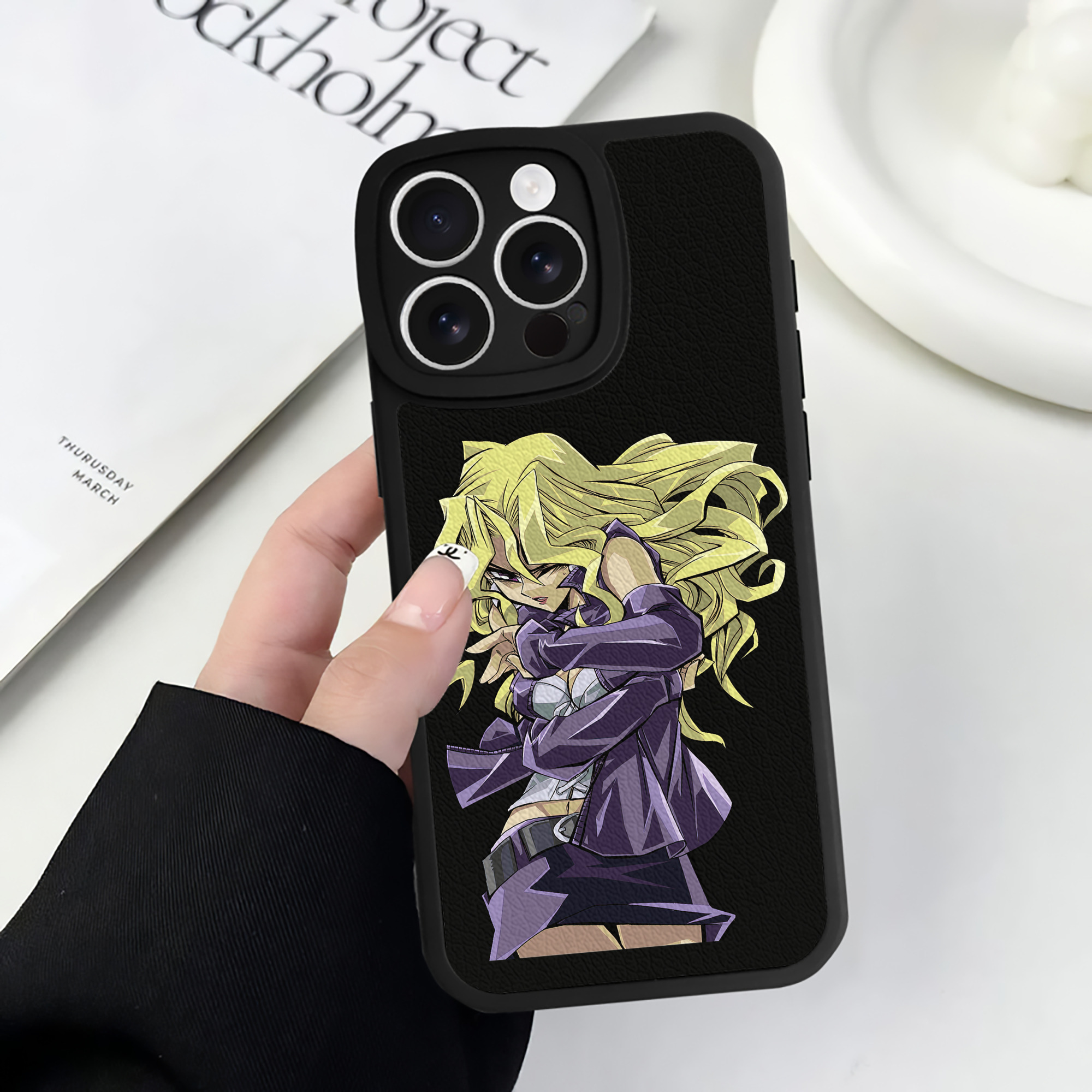 （画像用） 遊☆戯☆王 Yu-Gi-Oh! 【iPhone 16シリーズ対応】シリコンスマホケース（レザー調） 材質：シリコン